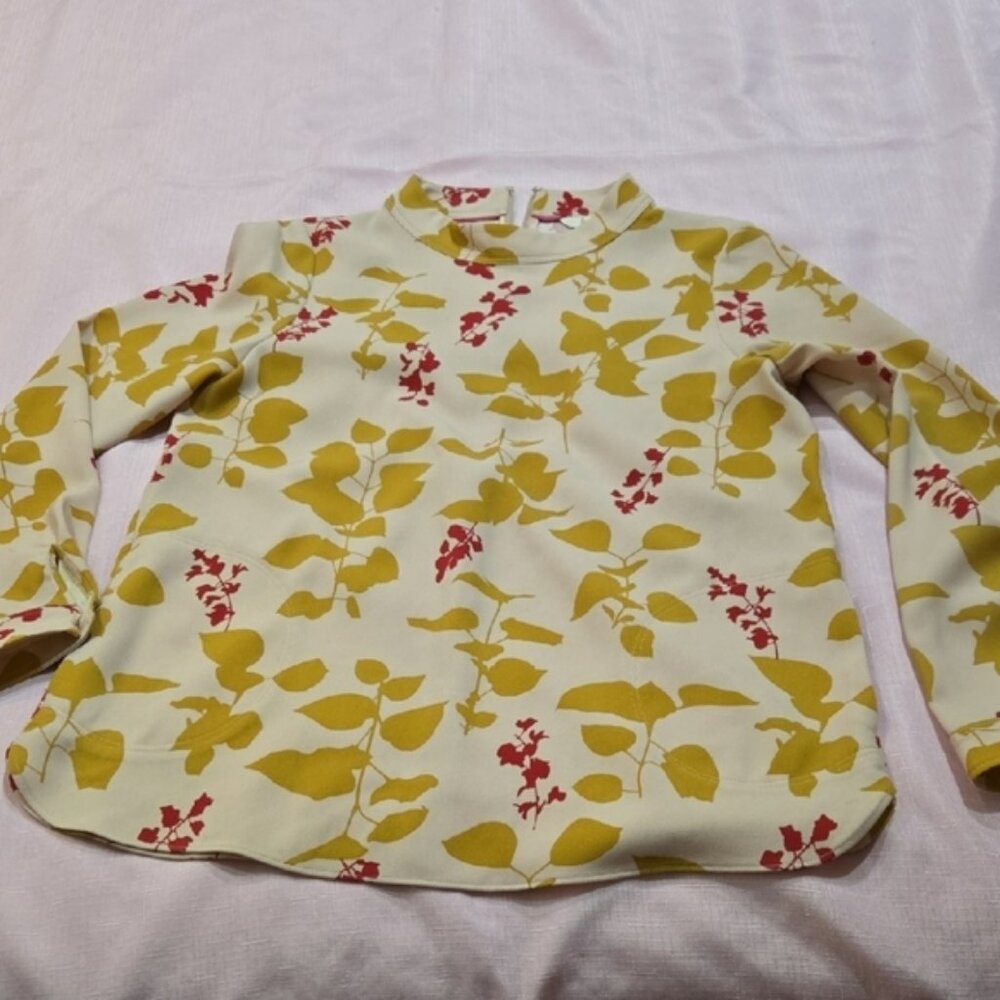 Boden Long Sleeve Tee in Yellow and Red Autumal Botanical Print